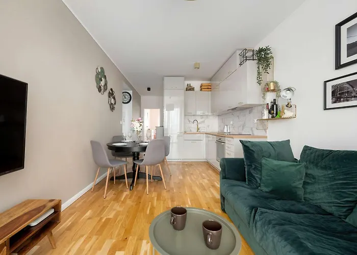 Spacious In With A Desk For Remote Work And A Balcony By Renters Wroclaw