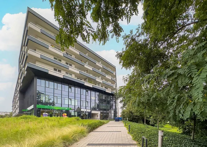 Spacious In Wroclaw With A Desk For Remote Work And A Balcony By Renters